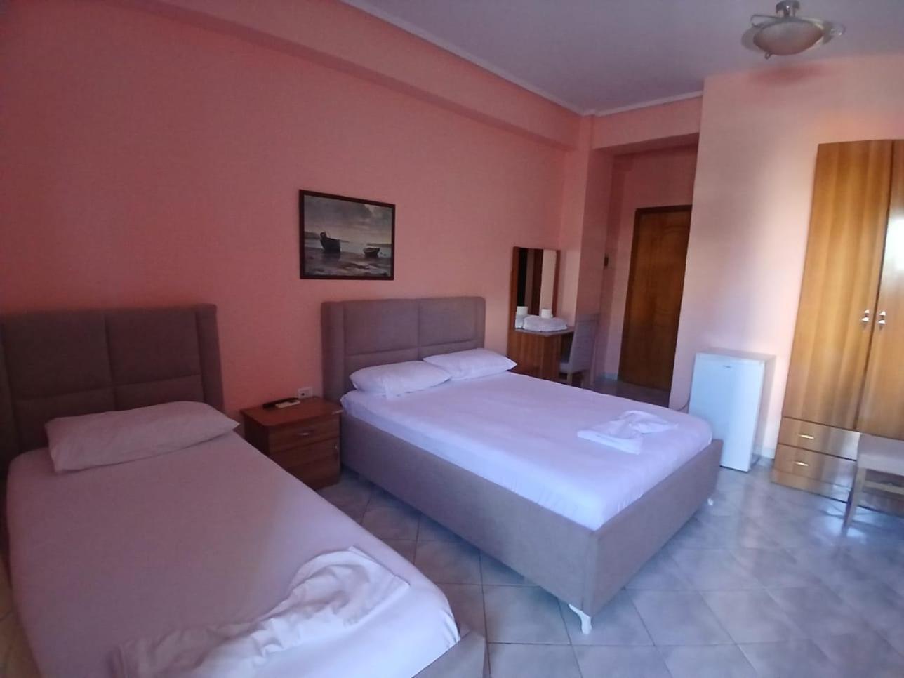 Hotel Rossi วญอเรอ ภายนอก รูปภาพ