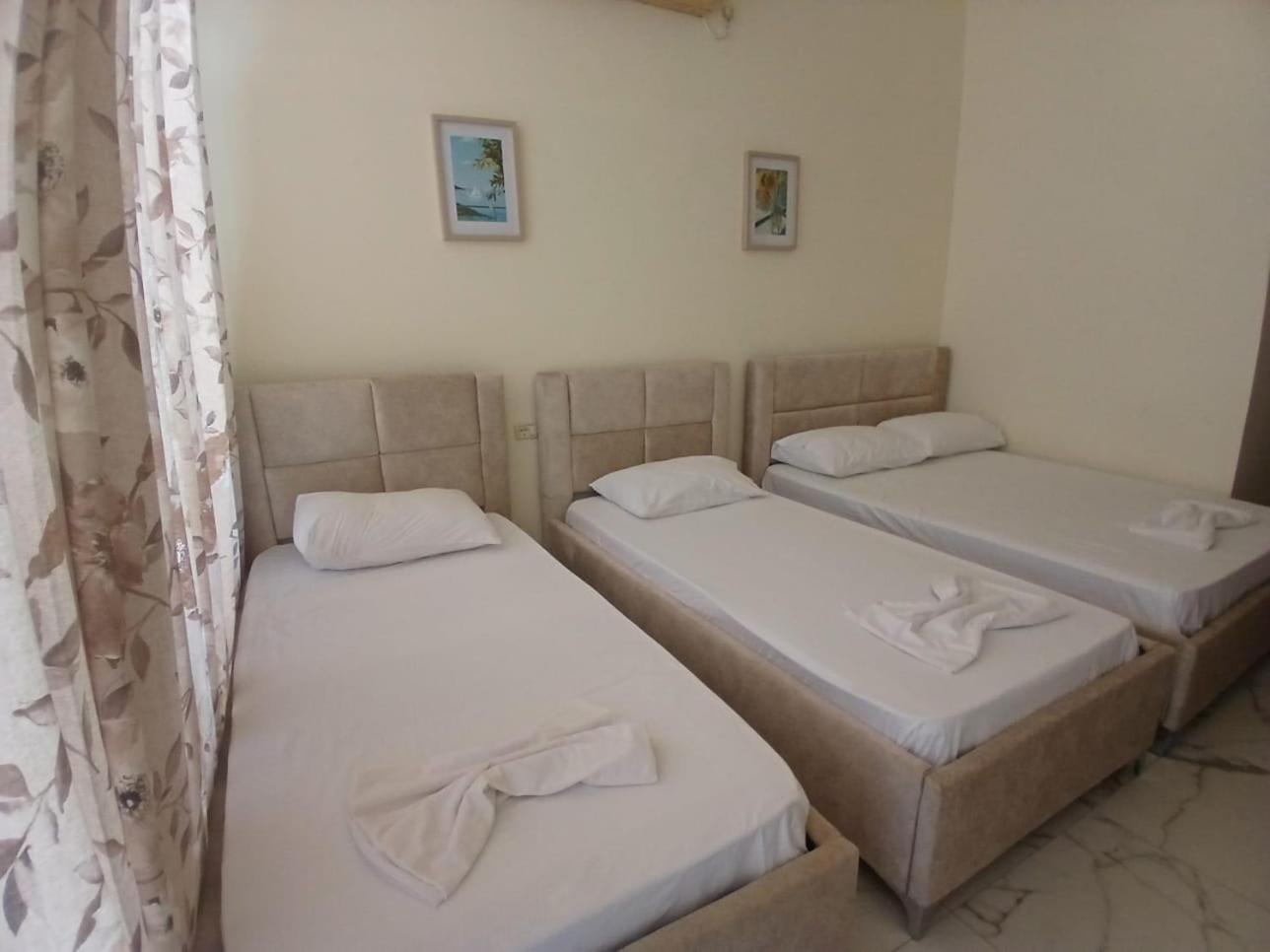 Hotel Rossi วญอเรอ ภายนอก รูปภาพ