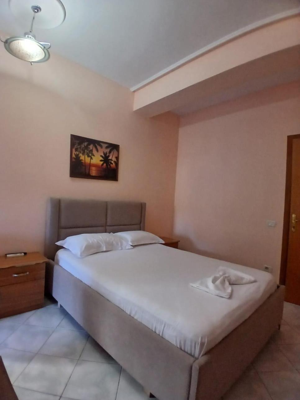 Hotel Rossi วญอเรอ ภายนอก รูปภาพ
