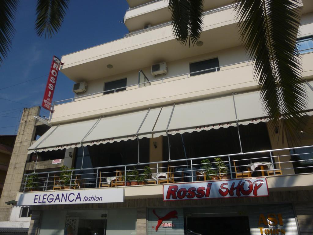 Hotel Rossi วญอเรอ ภายนอก รูปภาพ