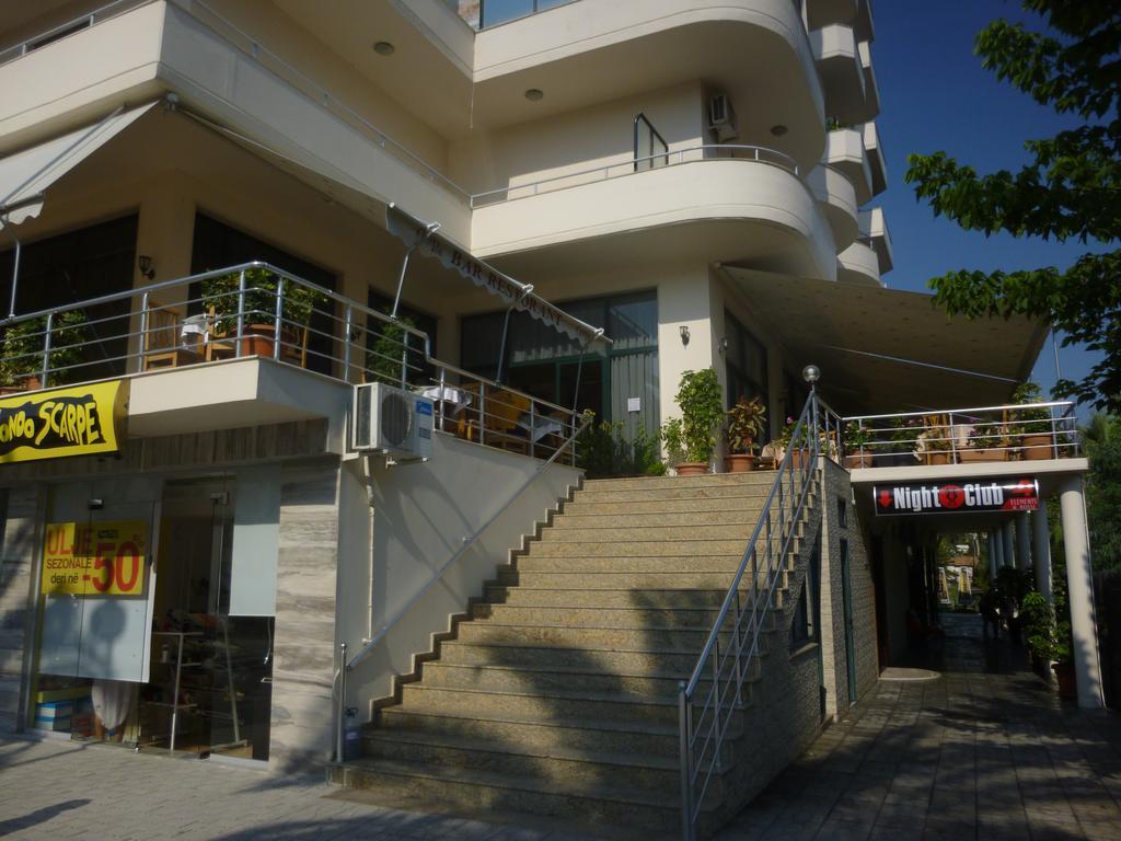 Hotel Rossi วญอเรอ ภายนอก รูปภาพ